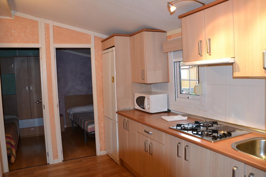 Camping Fuentes Blancas Burgos Exterior photo