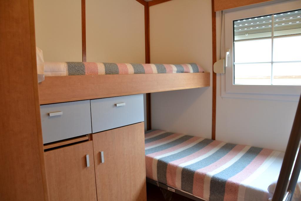 Camping Fuentes Blancas Burgos Room photo