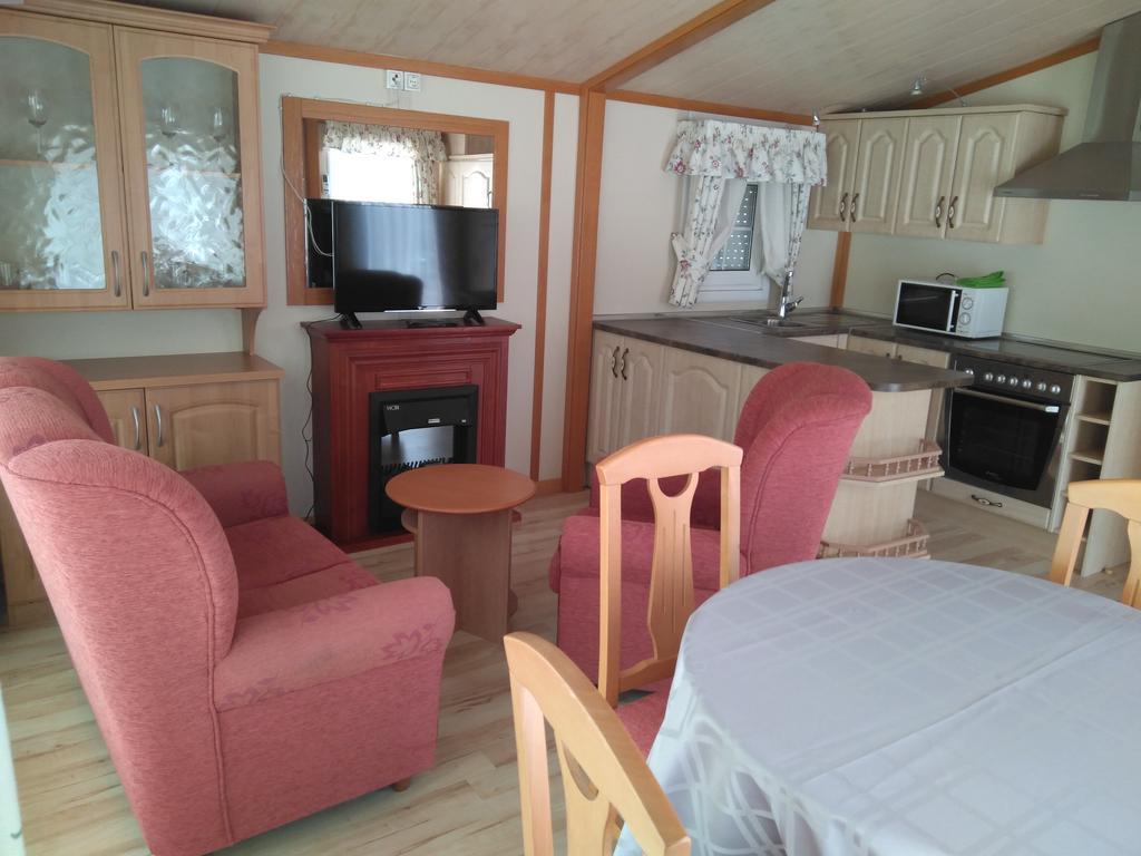 Camping Fuentes Blancas Burgos Exterior photo